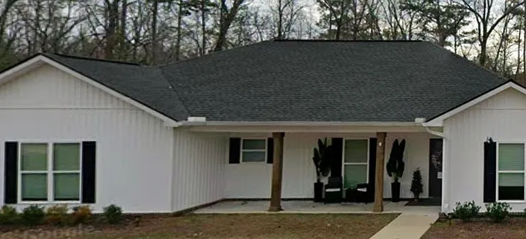 16477 Chase Cir — Photo 1