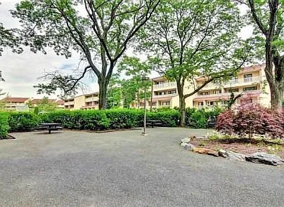 1203 River Rd #17M — Photo 21