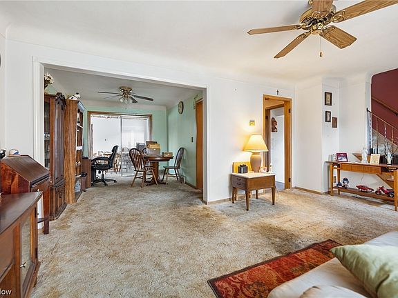 5th image of 28151 Lake Shore Blvd