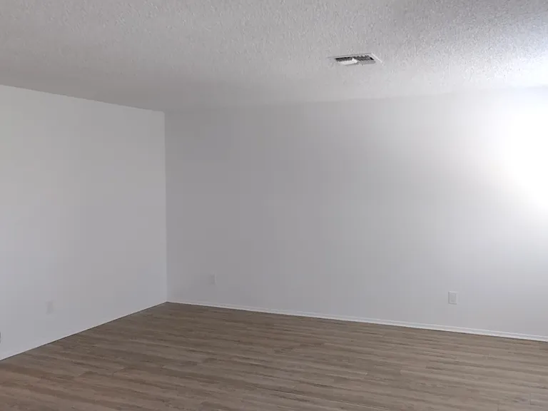 790 Juanita Ave #B — Photo 14