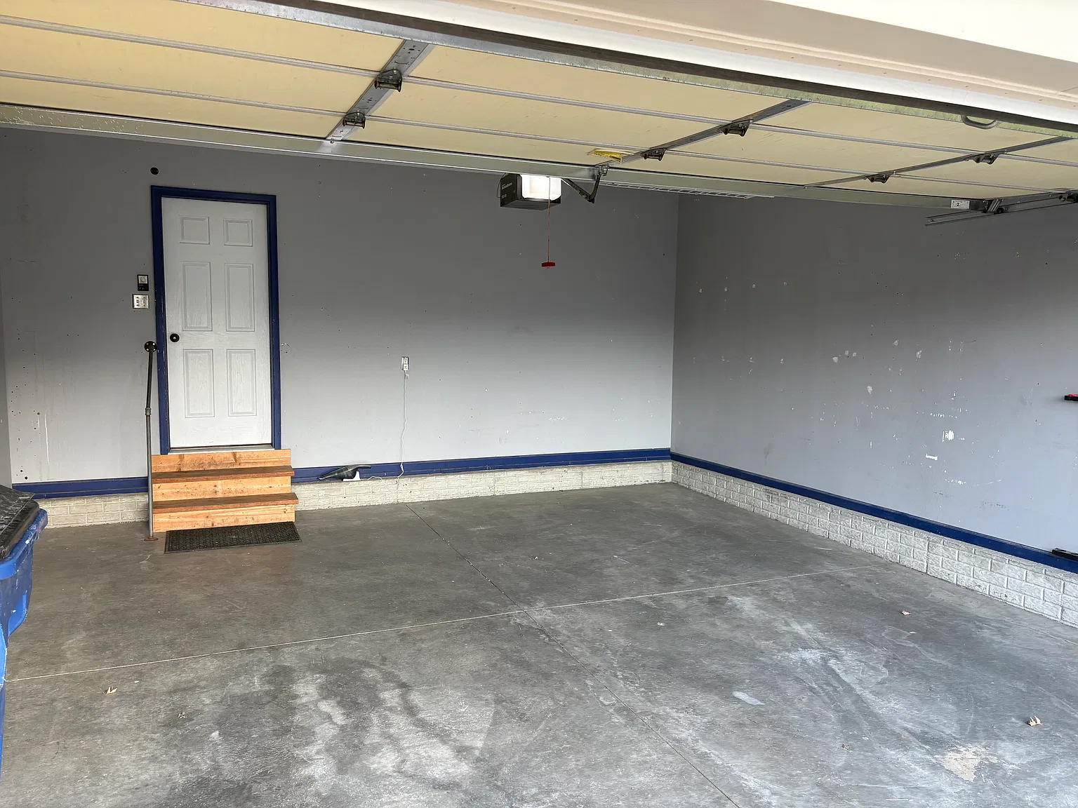 3 bed, 1927 sqft, $1,800 — Photo 3