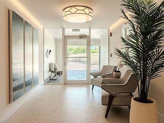 3rd image of 3410 Gulf Shore BLVD N #406