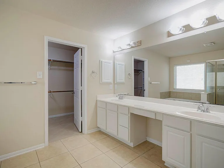 15115 Russet Bend Ln — Photo 38