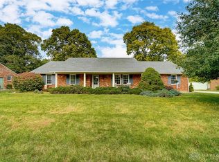 301 Cardigan Rd, Dayton, OH 45459