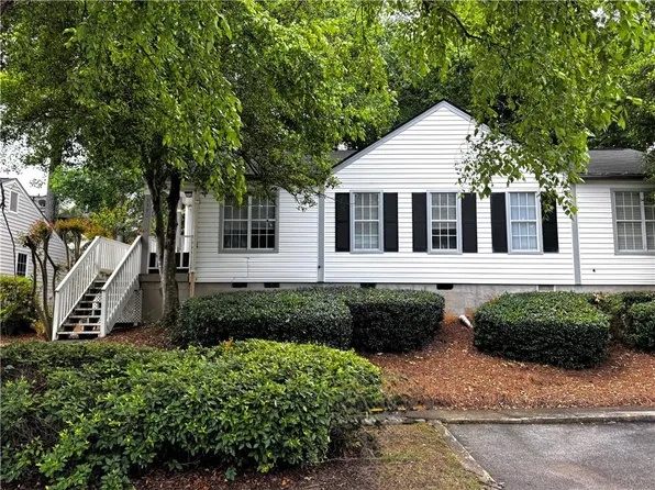 3390 Misty Harbour Trl, Atlanta, GA 30340