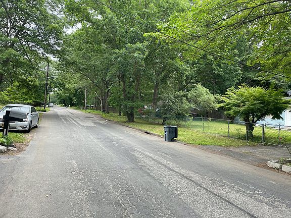5th image of 125 Norfleet Ln #A-k
