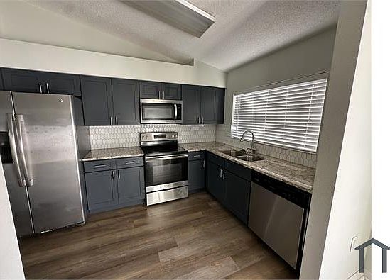 1st image of 3209 Pine Top Dr