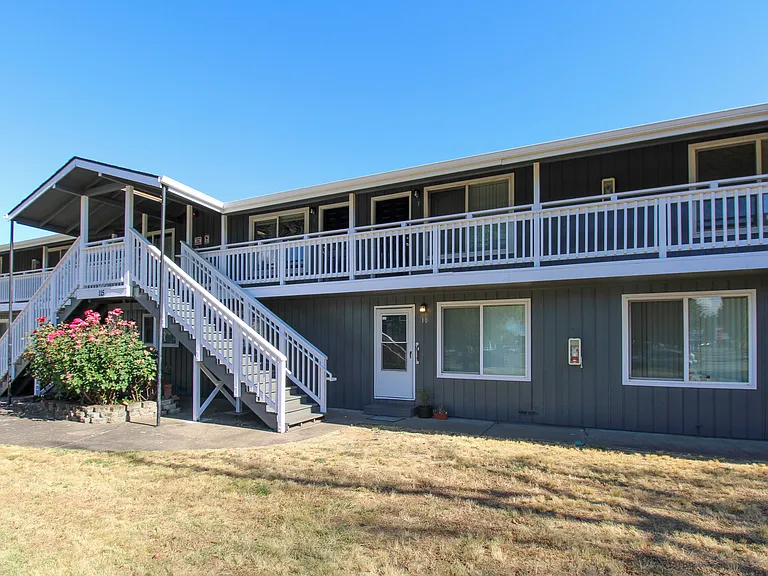 115 Garland Way N #11 — Photo 2