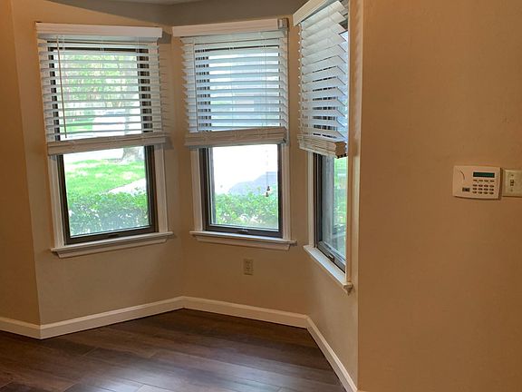 3rd image of 5218 Pine Mill Ct