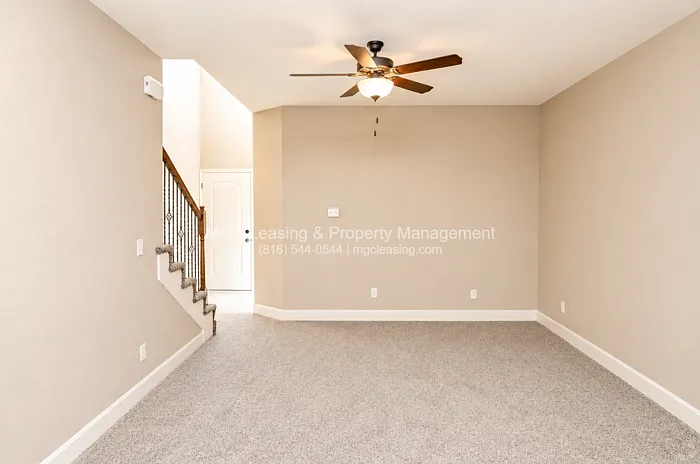 3 bed, 2.0 bath, 1224 sqft, $1,725 — Photo 4