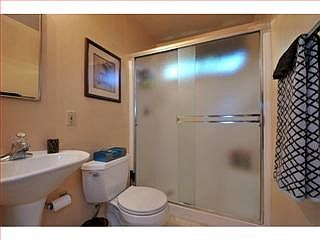3rd image of 6822 Lazy River Way
