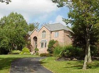 63 Sugar Run, Nottingham, PA 15330