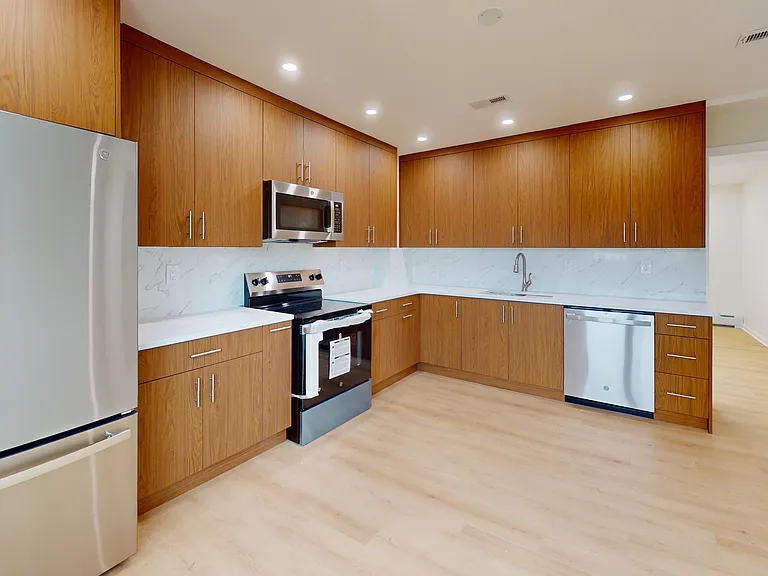 509 Winchester Ave — Photo 1