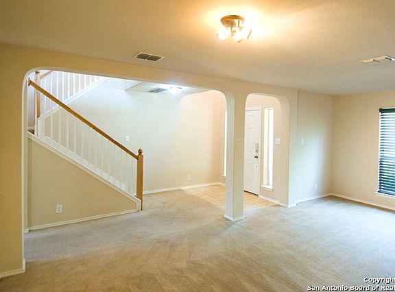 4th image of 7815 Bur Oak Way
