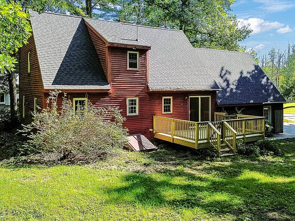 3rd image of 13 Eastview Drive