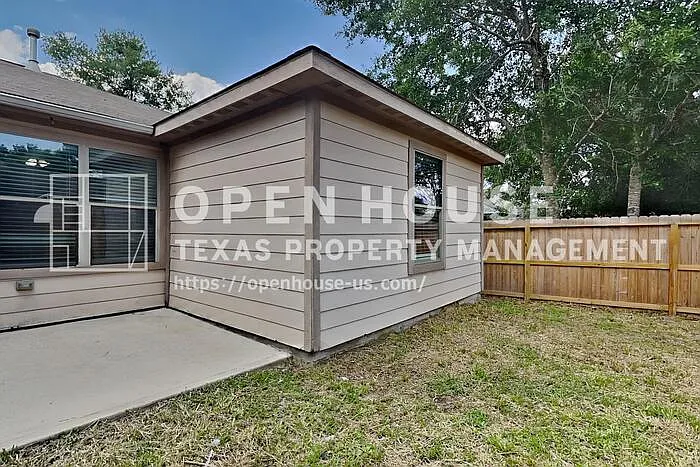 804 Lovebug Ln — Photo 19