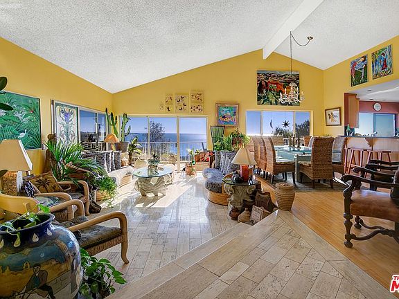 5th image of 32727 Vista De Los Ondas St