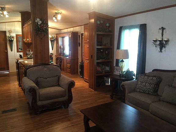 3rd image of 5215 N University Ave Lot 1