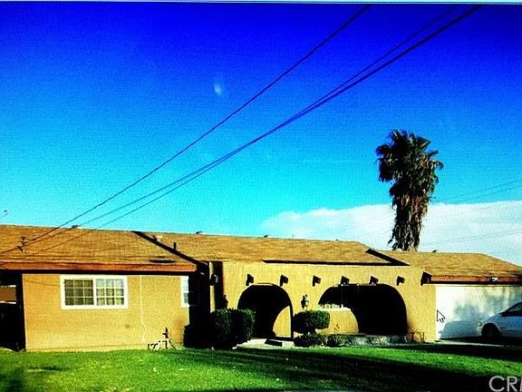 2nd image of 9669 Acacia Ave