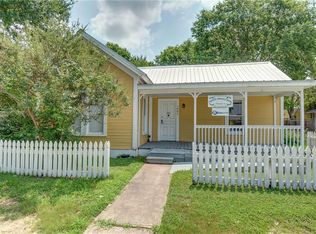 1003 Jefferson St, Bastrop, TX 78602