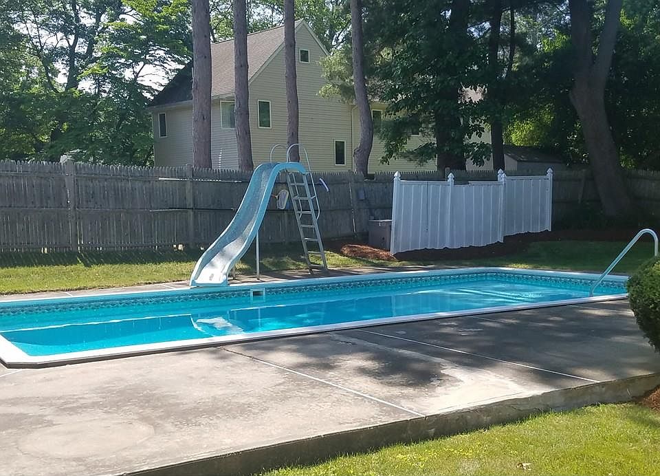 2nd image of 6 Millbrook Rd