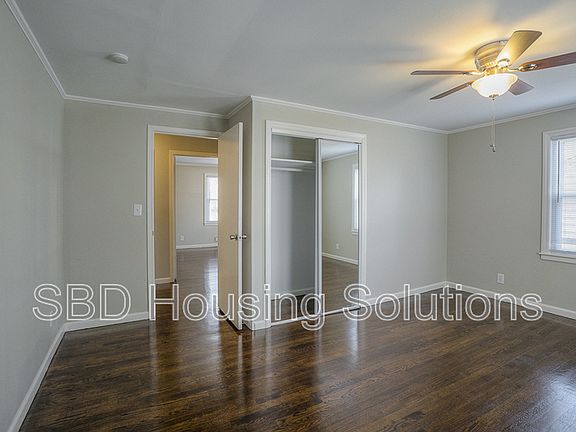 5th image of 8008 E 99th Ter
