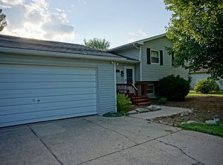 1122 Newman Rd, Oxford, MI 48371