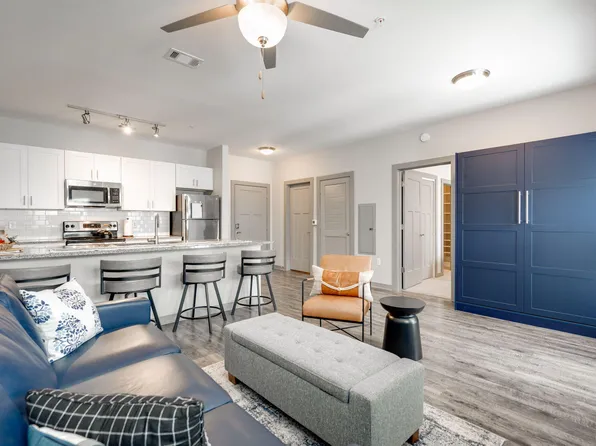 782 Riverfront Pkwy Unit 319, Chattanooga, TN 37402