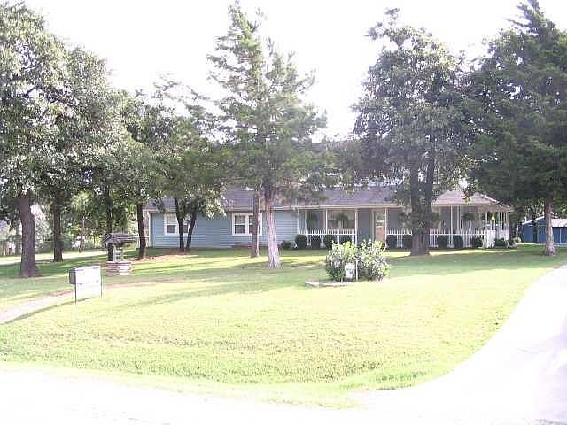 1st image of 1320 Avery Ave