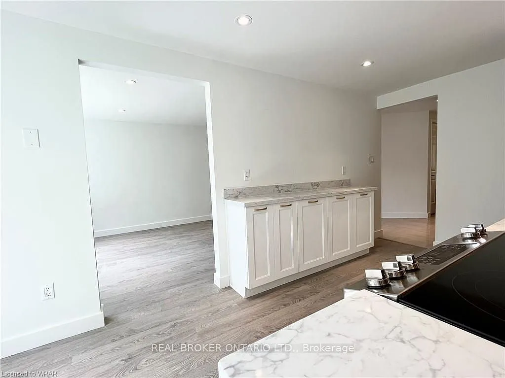 3 bed, $3,200 — Photo 3