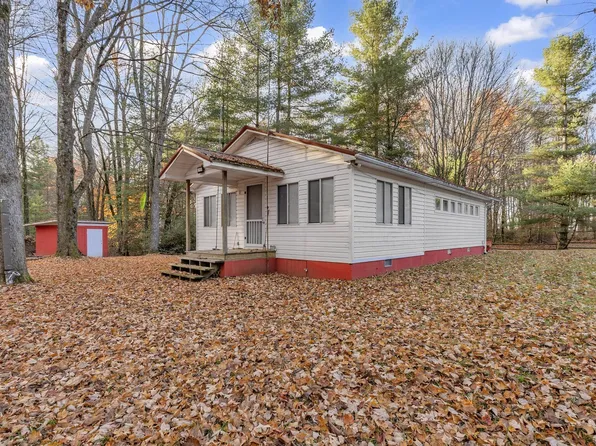4681 Sentry Rd, Big Stone Gap, VA 24219