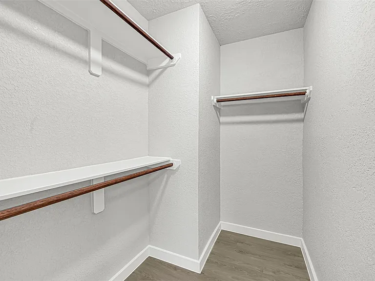15322 Bedford Glen Dr — Photo 15