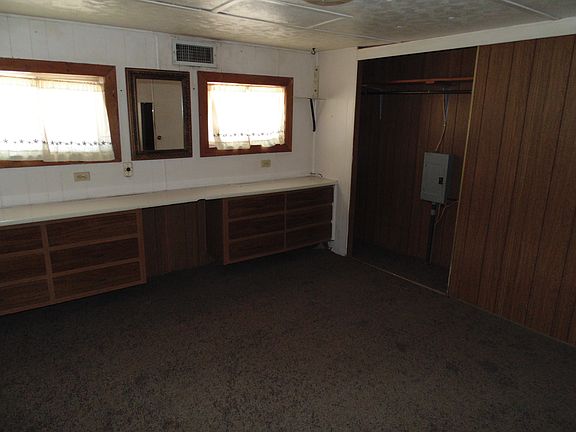 2nd image of 1424 W Buena Tierra Pl