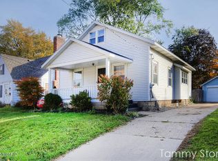 1744 Federal Ave SW, Wyoming, MI 49509