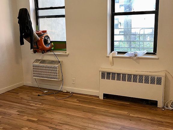 5th image of 235 E 80th St APT 4C