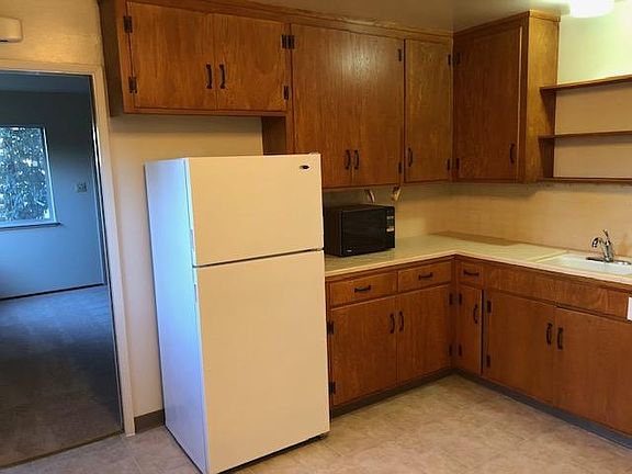 4th image of 672 Chiquita Ave APT 2
