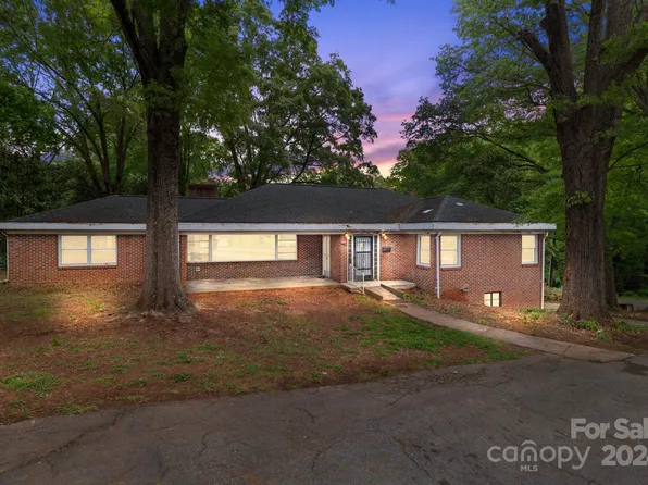 700 W Henderson St, Salisbury, NC 28144