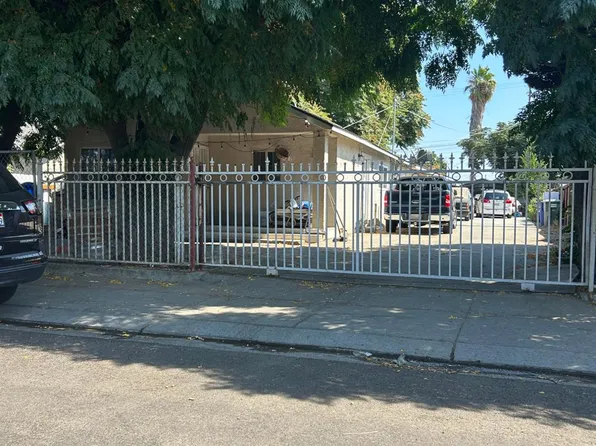 928 Santa Fe Ave, Modesto, CA 95351