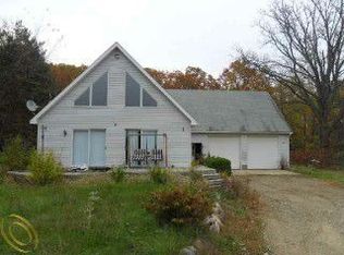 2750 Rochester Rd, Leonard, MI 48367