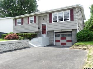 36 Wendell St, Rensselaer, NY 12144