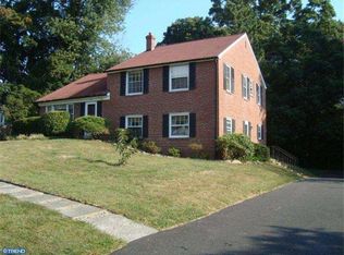 305 Governors Dr, Wallingford, PA 19086