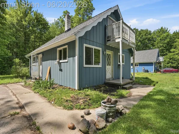 1699 Ditty Rd, Kimball, MI 48074