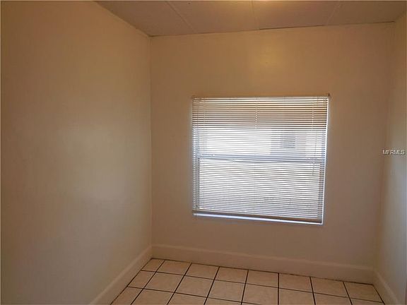 4th image of 2445 2nd Ave N APT 2