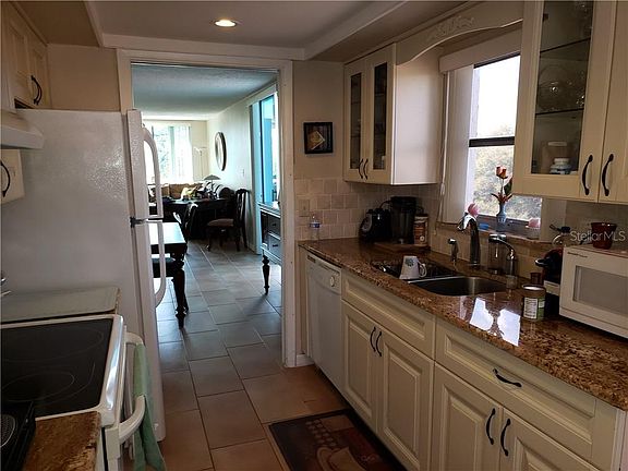 5th image of 2630 Pearce Dr Unit 511