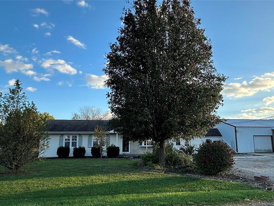 466 W Wasser Dr, Brownstown, IL 62418 Zillow