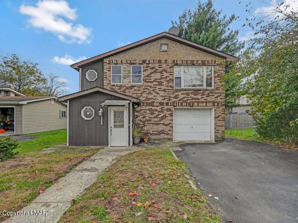 1233 Hamilton St, Stroudsburg, PA 18360