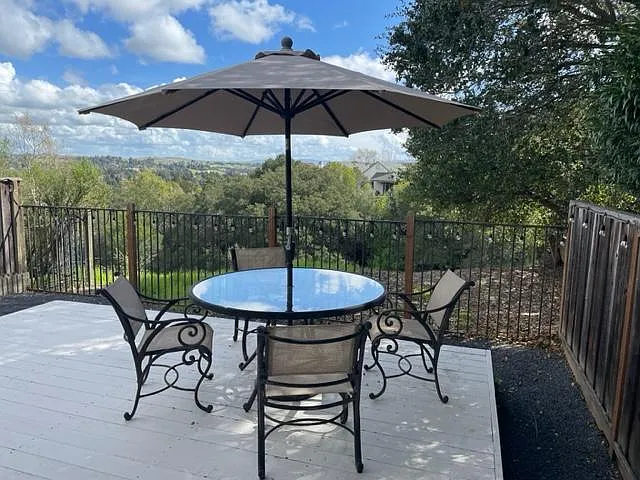 1825 Ridgeland Cir — Photo 1