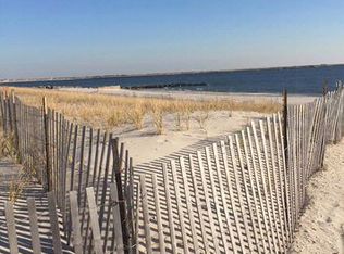 81 Freeport Ave, Point Lookout, NY 11569