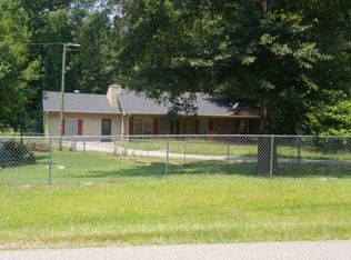 823 Waterview Dr, Lagrange, GA 30240