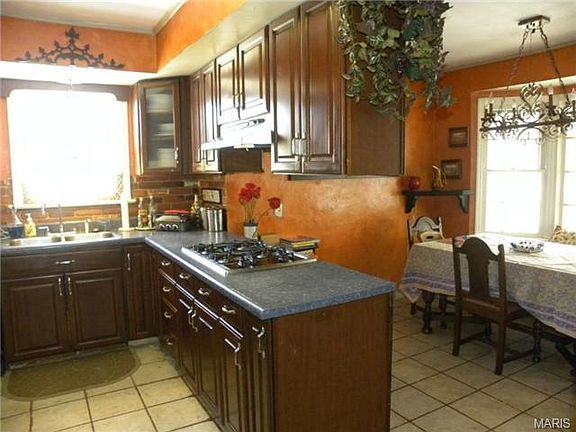3rd image of 4 Eldorado Ct
